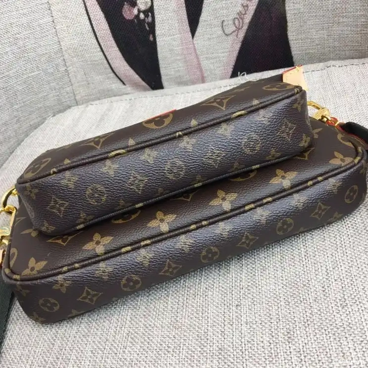 Fashionrepsfam ru LV Bags 19B570406 0509